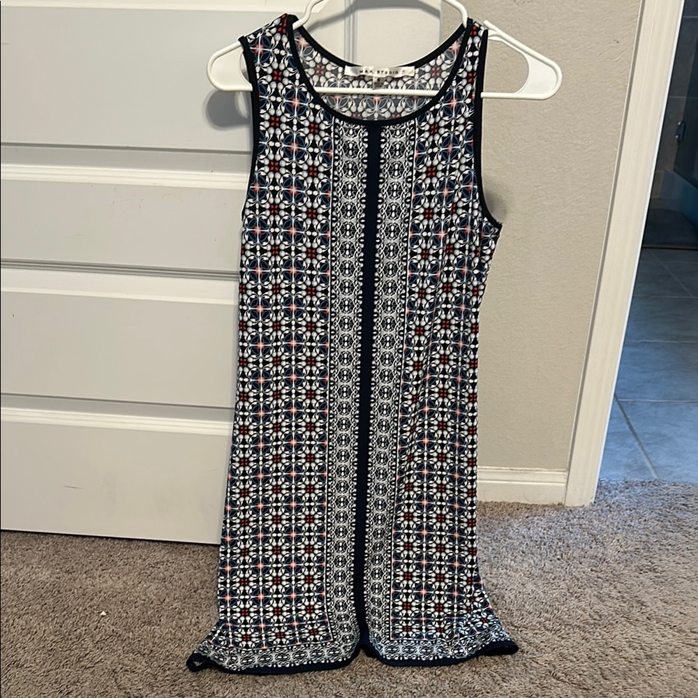 Chic Black and White Patterned Sleeveless Dress